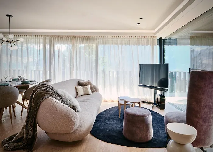 Haus Am Lift - Penthouse - Top4 - Summercard Included - Ski-in Ski-out - 6p * 滨湖采尔