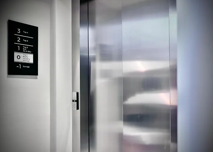 Haus Am Lift - Penthouse - Top4 - Summercard Included - Ski-in Ski-out - 6p * Zell am See