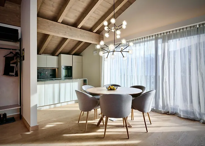 Haus Am Lift - Penthouse - Top4 - Summercard Included - Ski-in Ski-out - 6p Appartement Zell am See