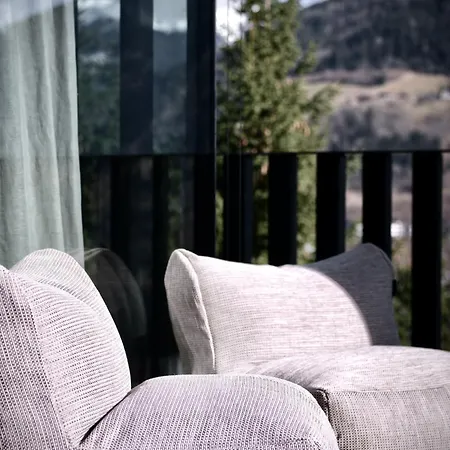 Haus Am Lift - Penthouse - Top4 - Summercard Included - Ski-In Ski-Out - 6P Zell am See