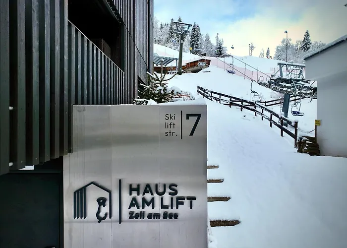 Haus Am Lift - Penthouse - Top4 - Summercard Included - Ski-in Ski-out - 6p * Zell am See